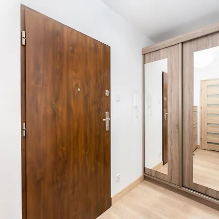 Apartment Park Jerzmanowskich Comfort By Bookinghost *